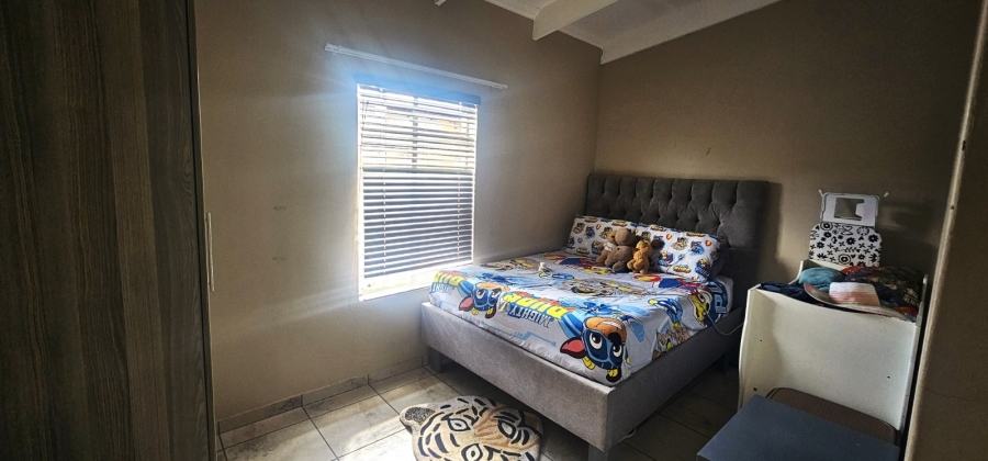 To Let 3 Bedroom Property for Rent in Waterval East North West